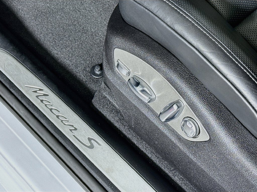 Certified 2026 Porsche Macan S AWD/4WD image 22
