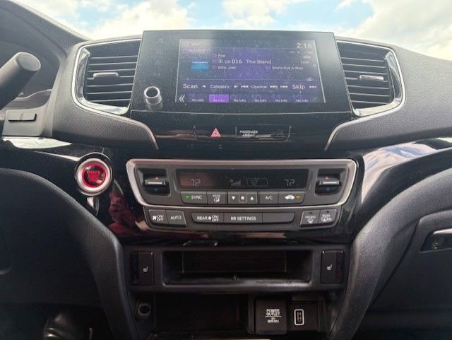 Used 2023 Honda Ridgeline Black Edition image 9