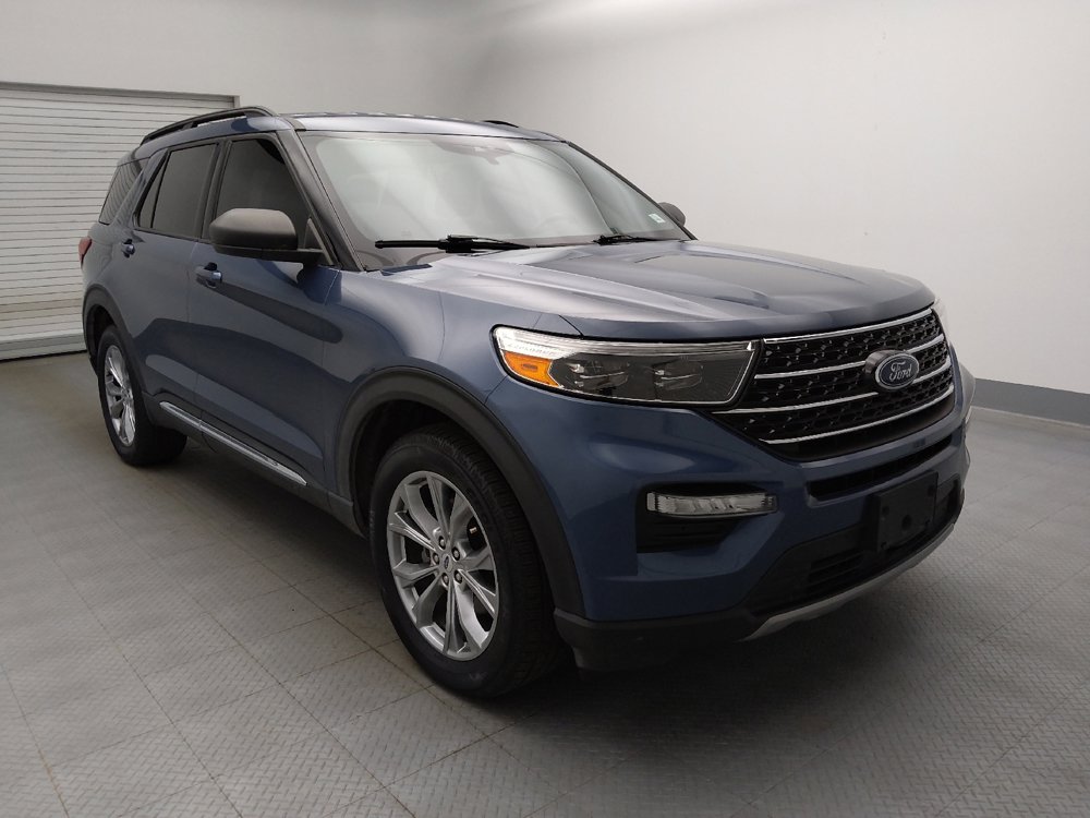 Used 2020 Ford Explorer XLT w/ Equipment Group 202A image 13