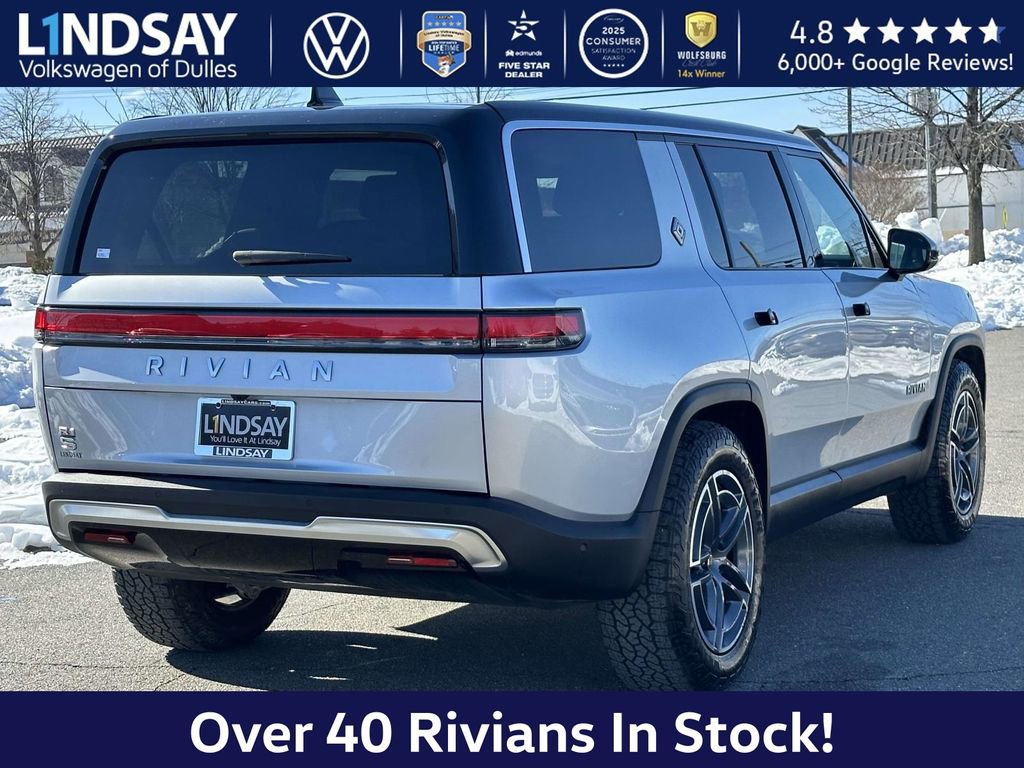 Used 2025 Rivian R1S Adventure image 7