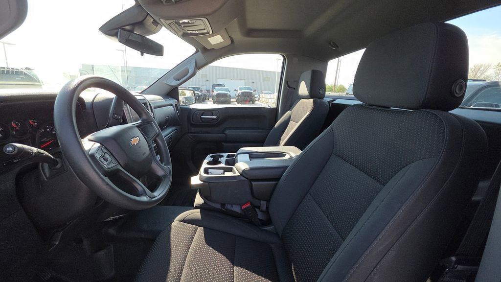 Used 2025 Chevrolet Silverado 1500 W/T image 11