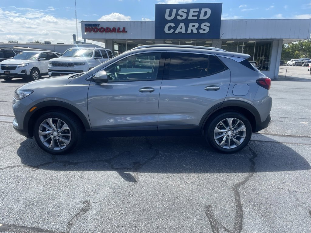 Used 2023 Buick Encore GX Essence w/ Experience Buick Package image 8