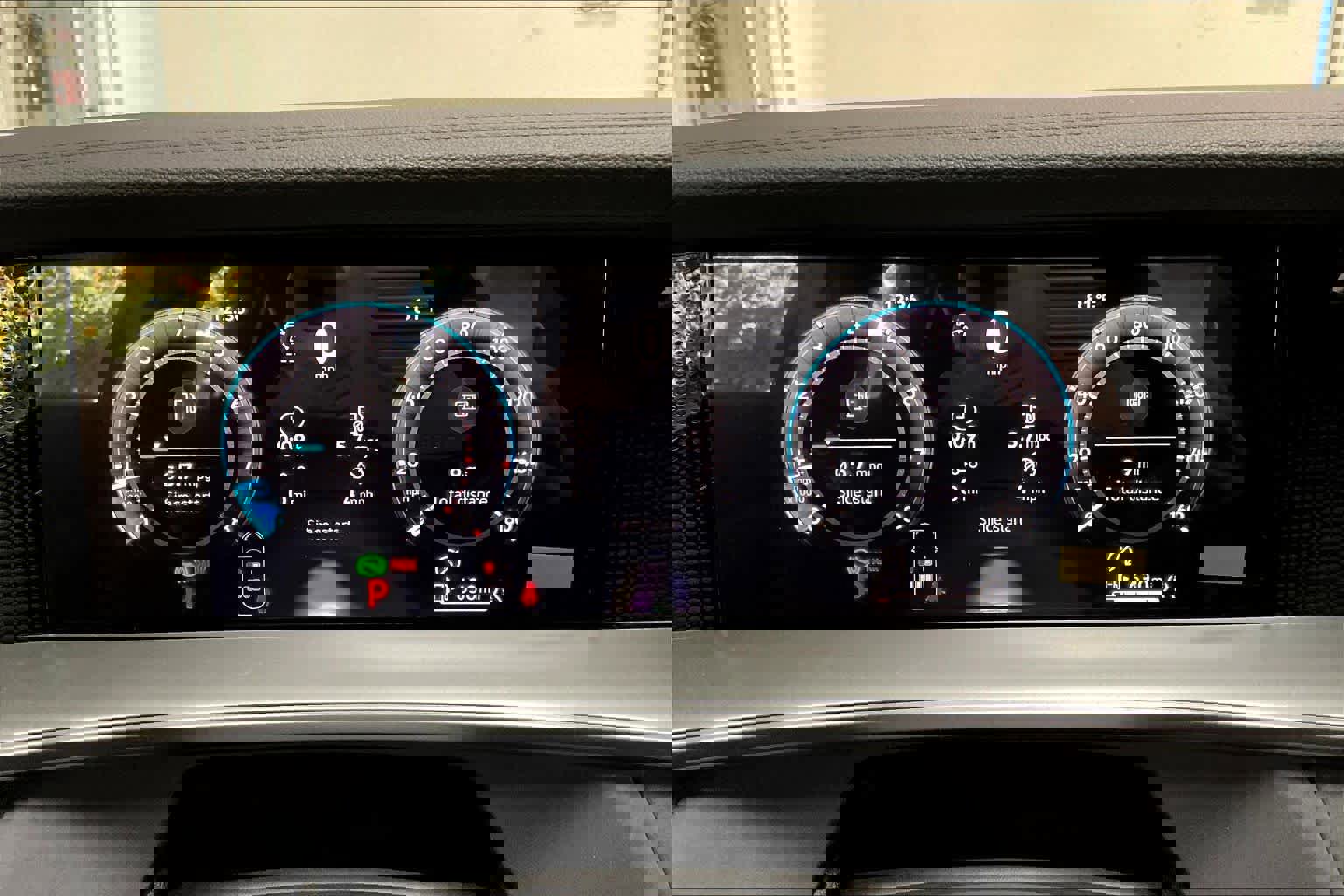 New 2026 Volkswagen Tiguan SE R-Line image 19