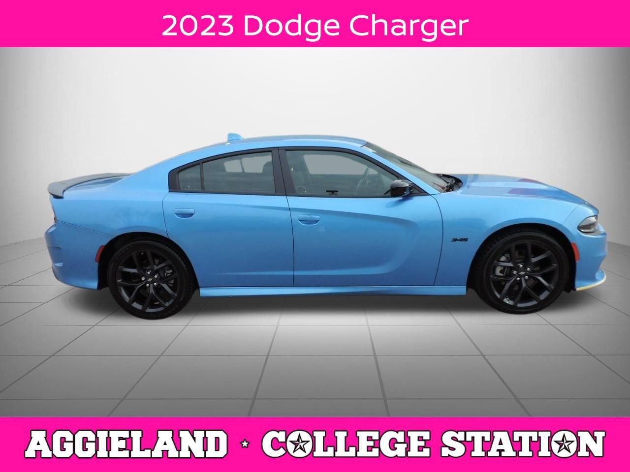 Used 2023 Dodge Charger R/T w/ Blacktop Package image 2