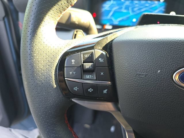 Used 2025 Ford Explorer ST RWD image 15