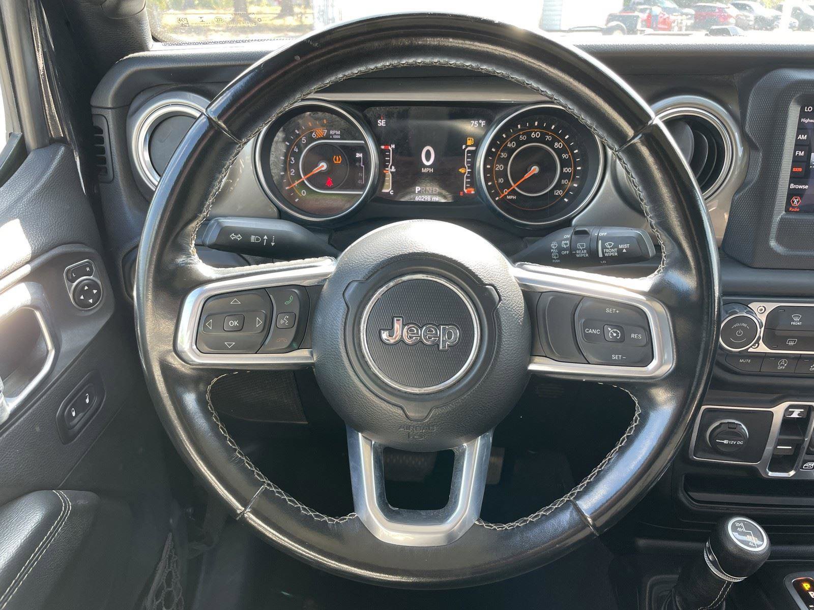 Used 2020 Jeep Wrangler Unlimited Sahara image 13