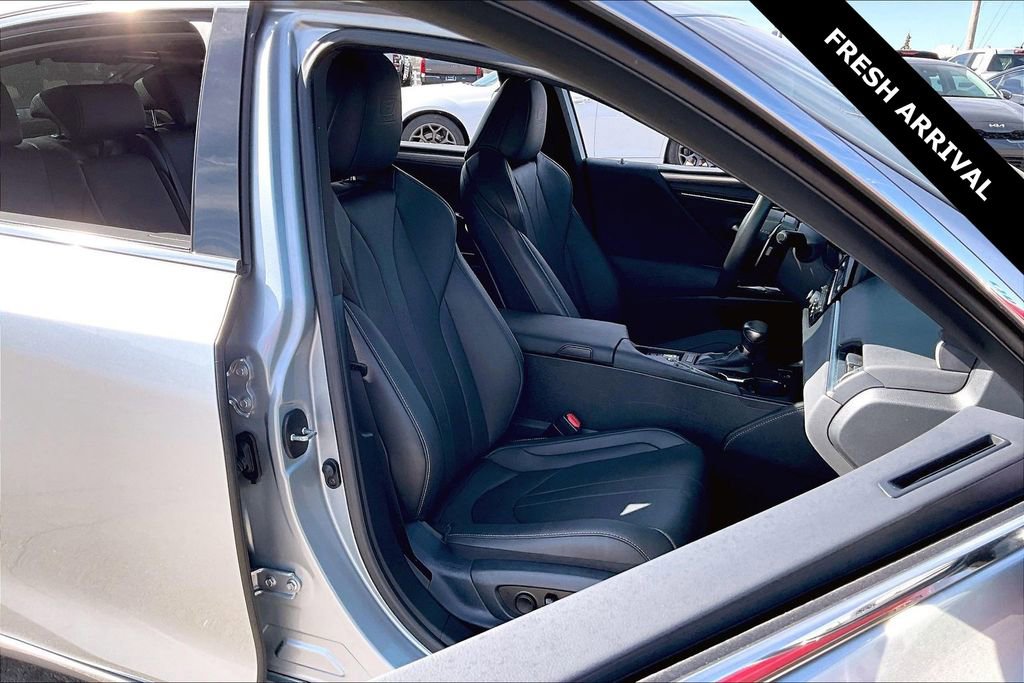 Used 2024 Lexus ES 350 F Sport w/ Accessory Package (Z2) image 28