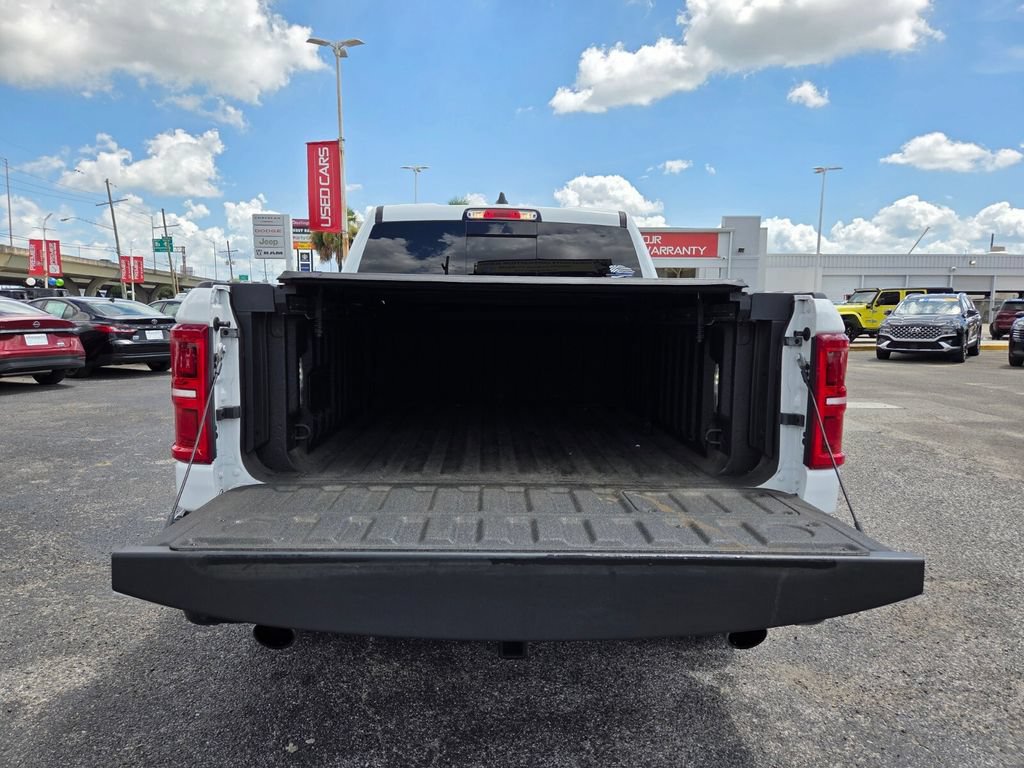 Used 2025 RAM 1500 Limited w/ Off Road Group AWD/4WD image 27