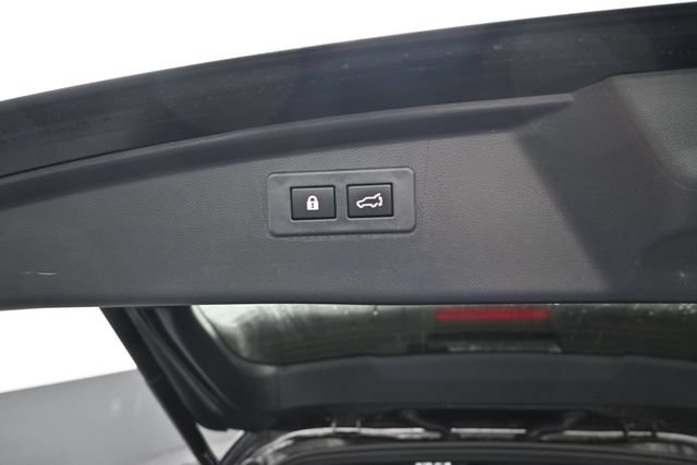 Used 2024 Subaru Outback Premium AWD/4WD image 7