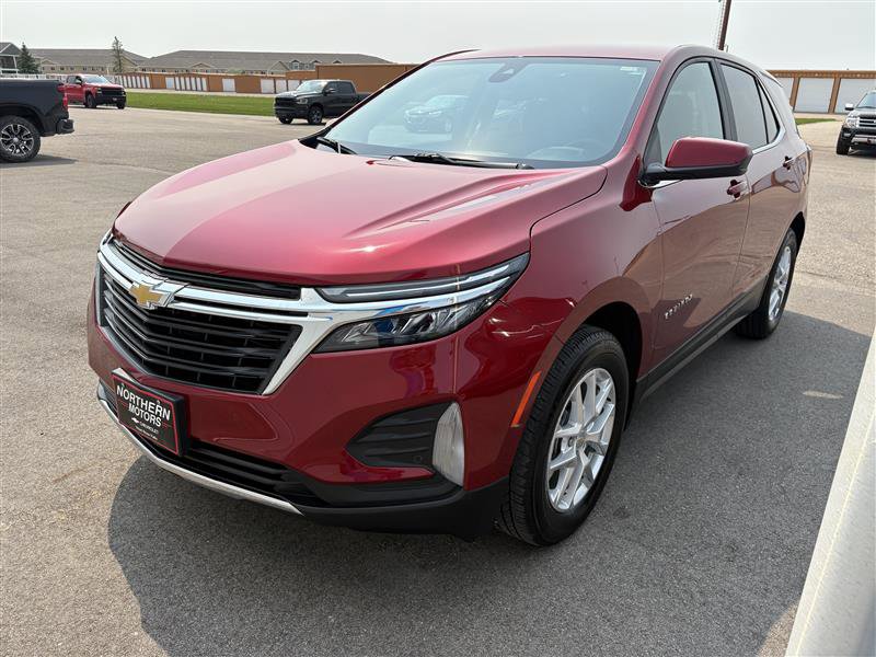 Used 2024 Chevrolet Equinox LT image 1