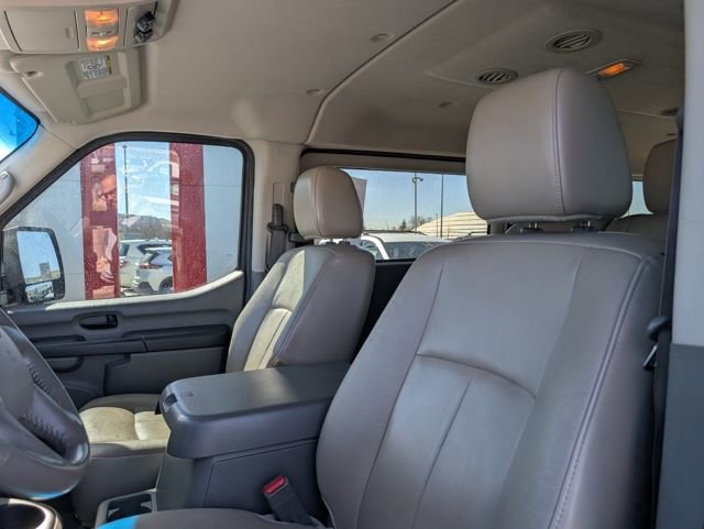 Used 2016 Nissan NV 3500 SL RWD image 6