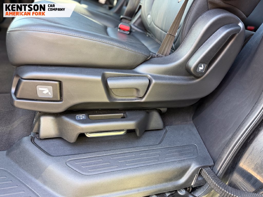Used 2025 Honda Odyssey EX-L image 36
