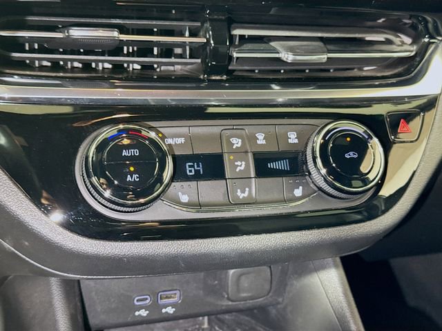 Used 2024 Buick Envista Sport Touring w/ Convenience I Package FWD image 13