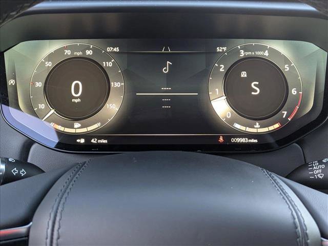 Used 2025 Land Rover Range Rover Sport image 15