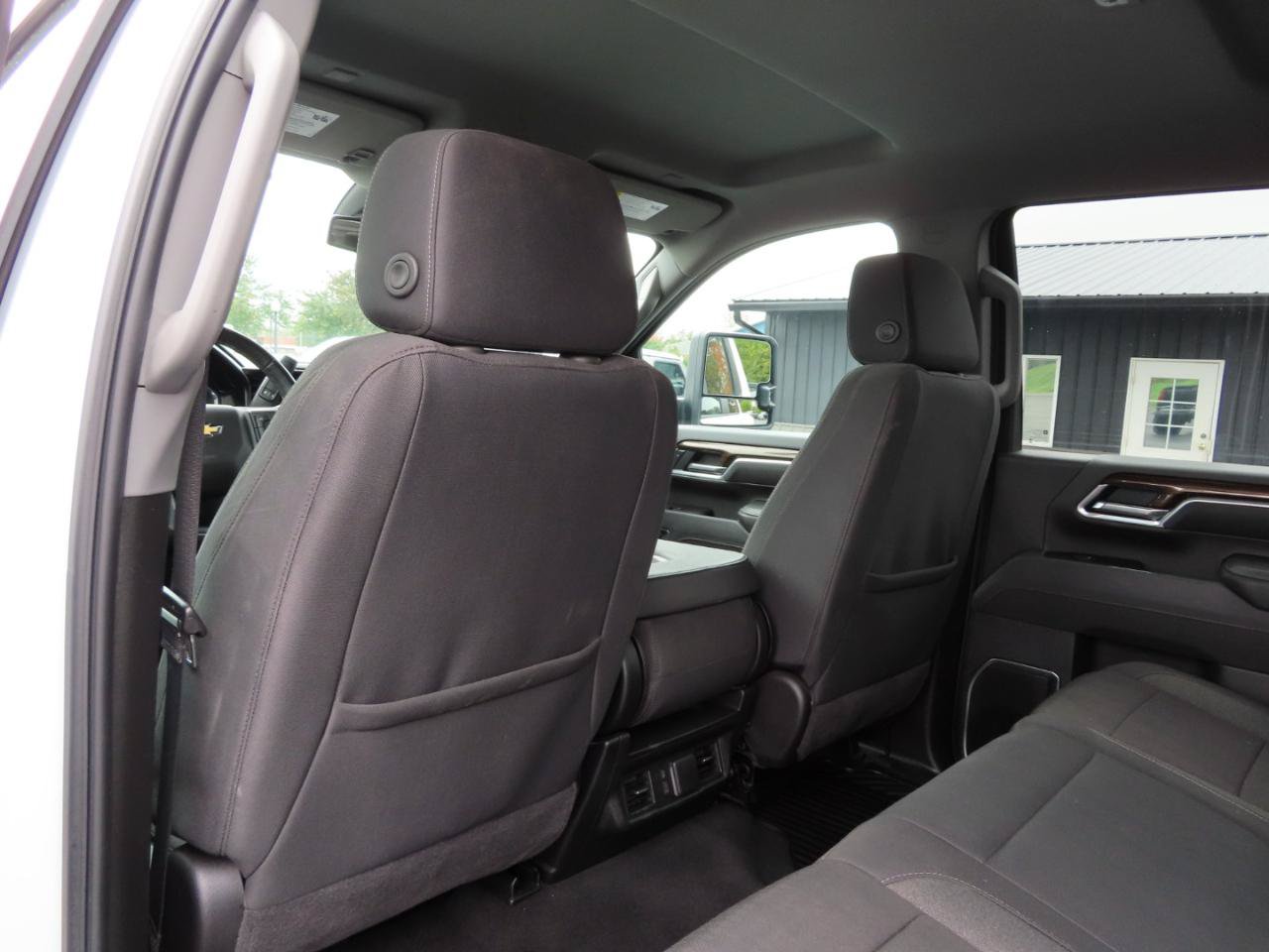Used 2025 Chevrolet Silverado 3500 LT w/ Safety Package AWD/4WD image 44