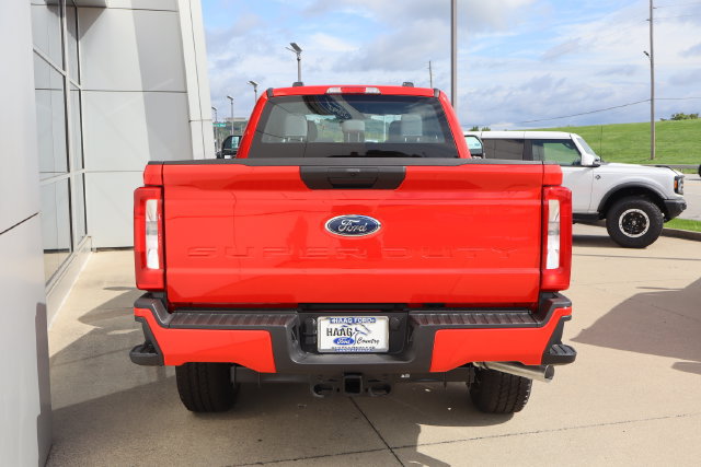 New 2026 Ford F350 XL w/ STX Appearance Package AWD/4WD image 4