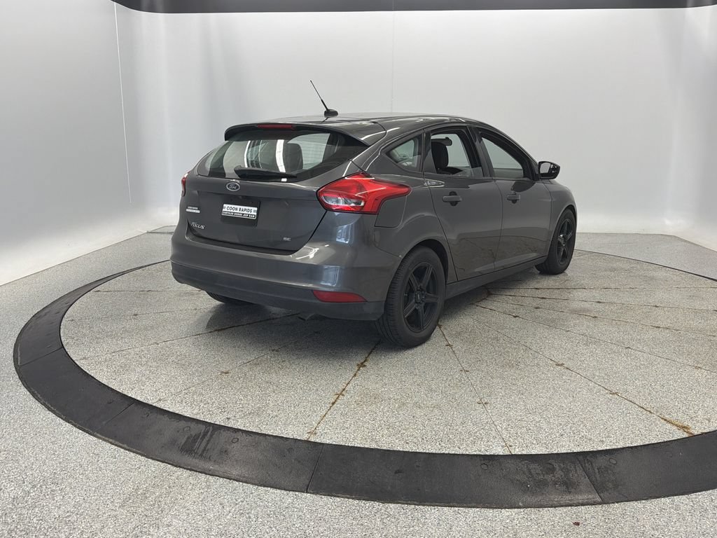 Used 2018 Ford Focus SE FWD image 8