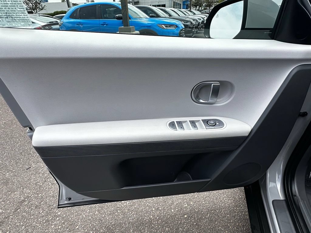 Used 2024 Hyundai Ioniq 5 SEL RWD image 23