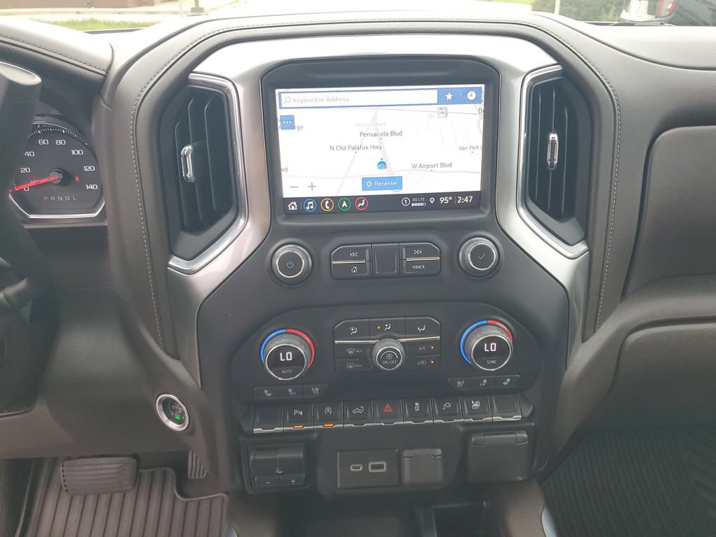 Used 2022 Chevrolet Silverado 1500 LTZ w/ LTZ Convenience Package II RWD image 17