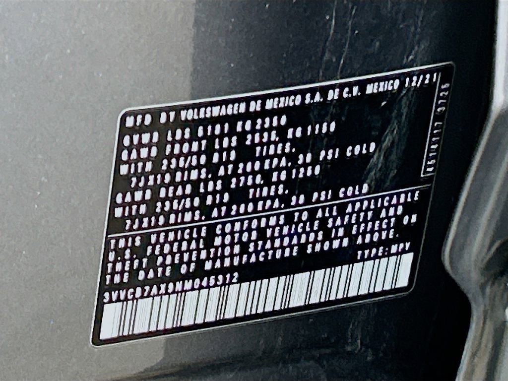 Used 2022 Volkswagen Tiguan SE R-Line FWD image 31