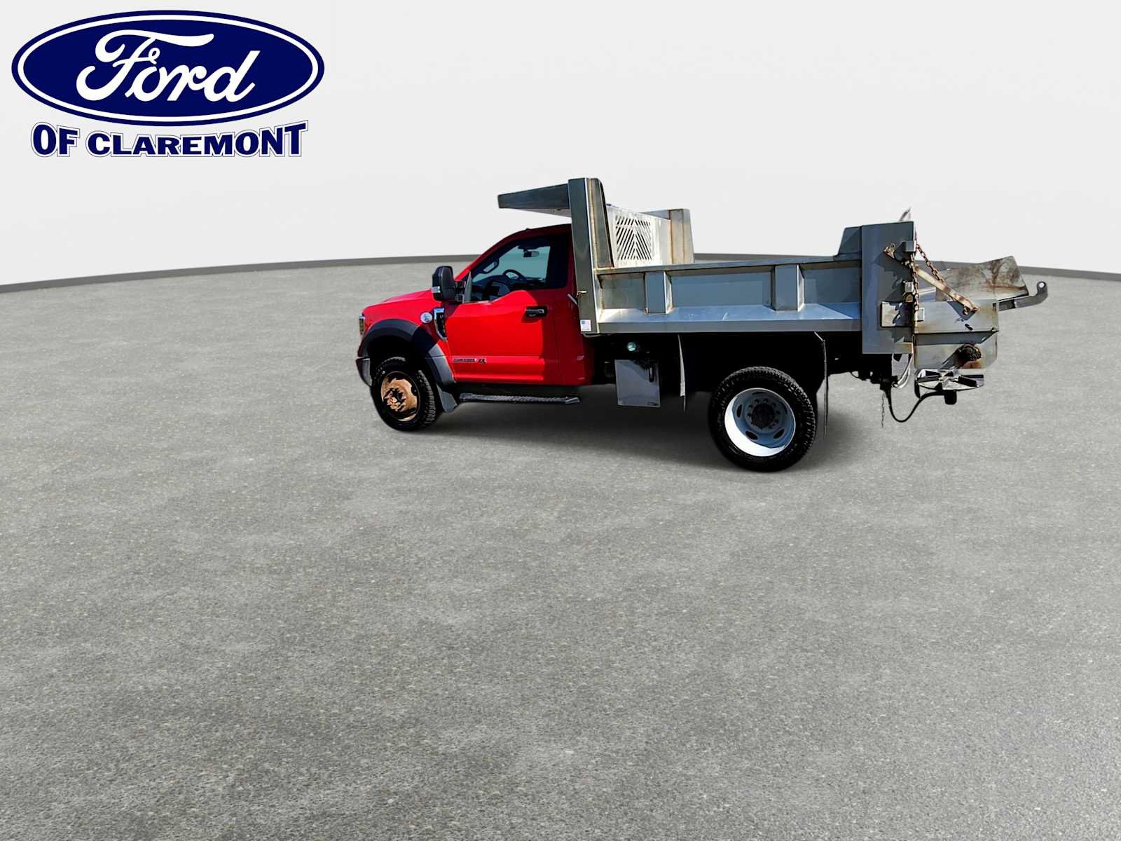 Used 2019 Ford F550 4x4 Regular Cab Super Duty image 5