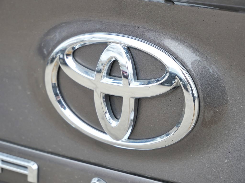 Used 2024 Toyota Camry XSE FWD image 20