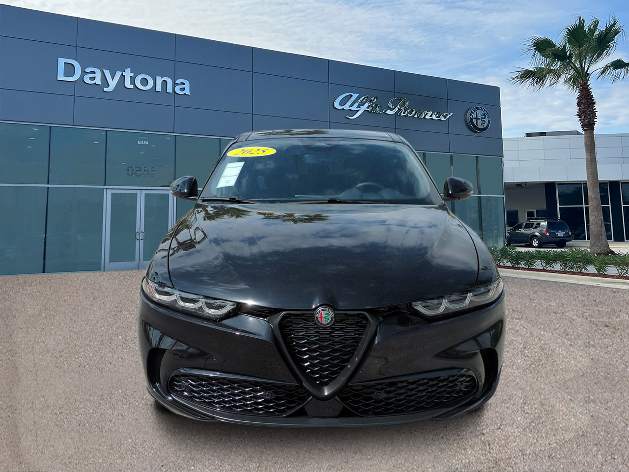 New 2025 Alfa Romeo Tonale image 8