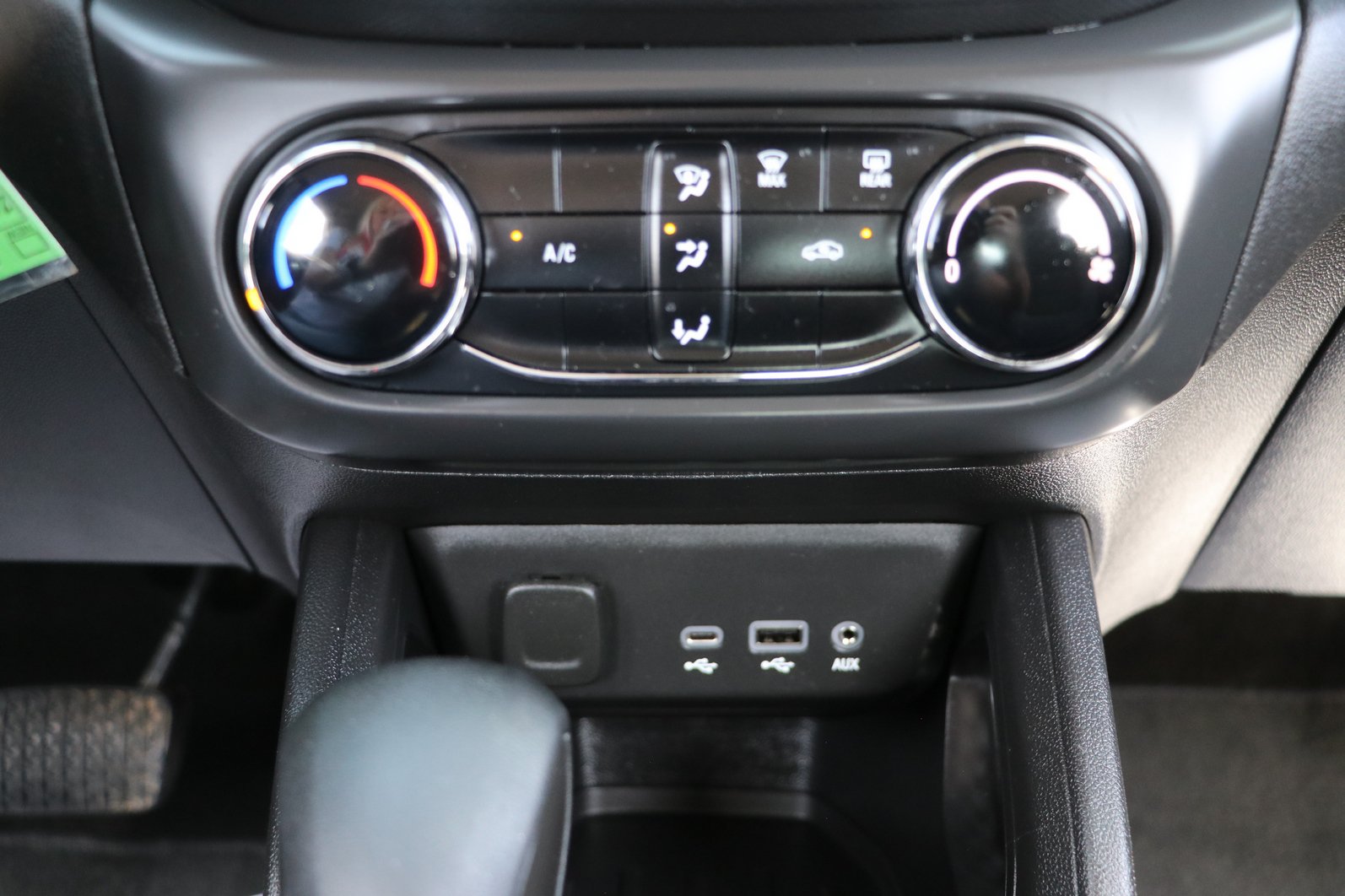 Used 2023 Chevrolet TrailBlazer LS FWD image 21
