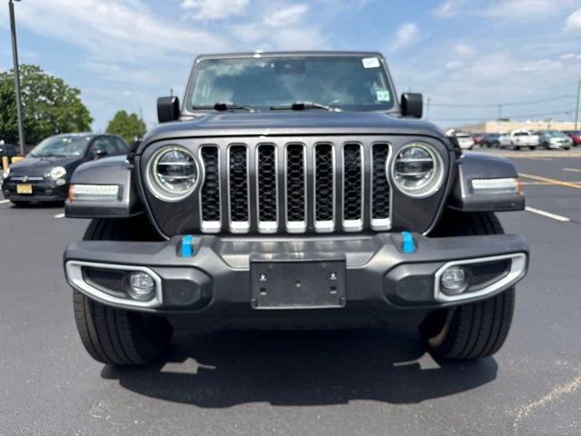 Used 2022 Jeep Wrangler Unlimited Sahara w/ Cold Weather Group AWD/4WD video 2