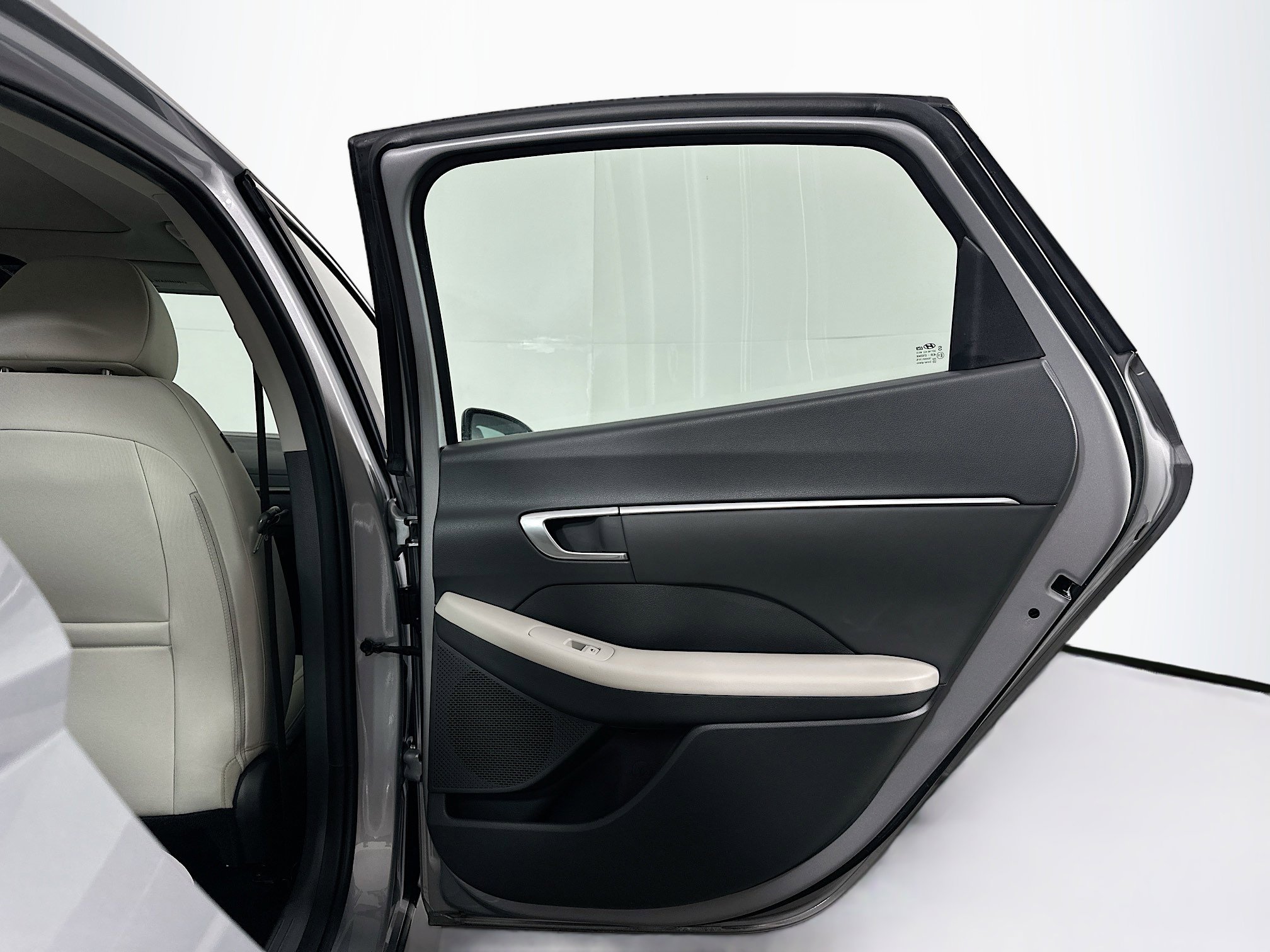 Used 2023 Hyundai Sonata SEL w/ Convenience Package image 31