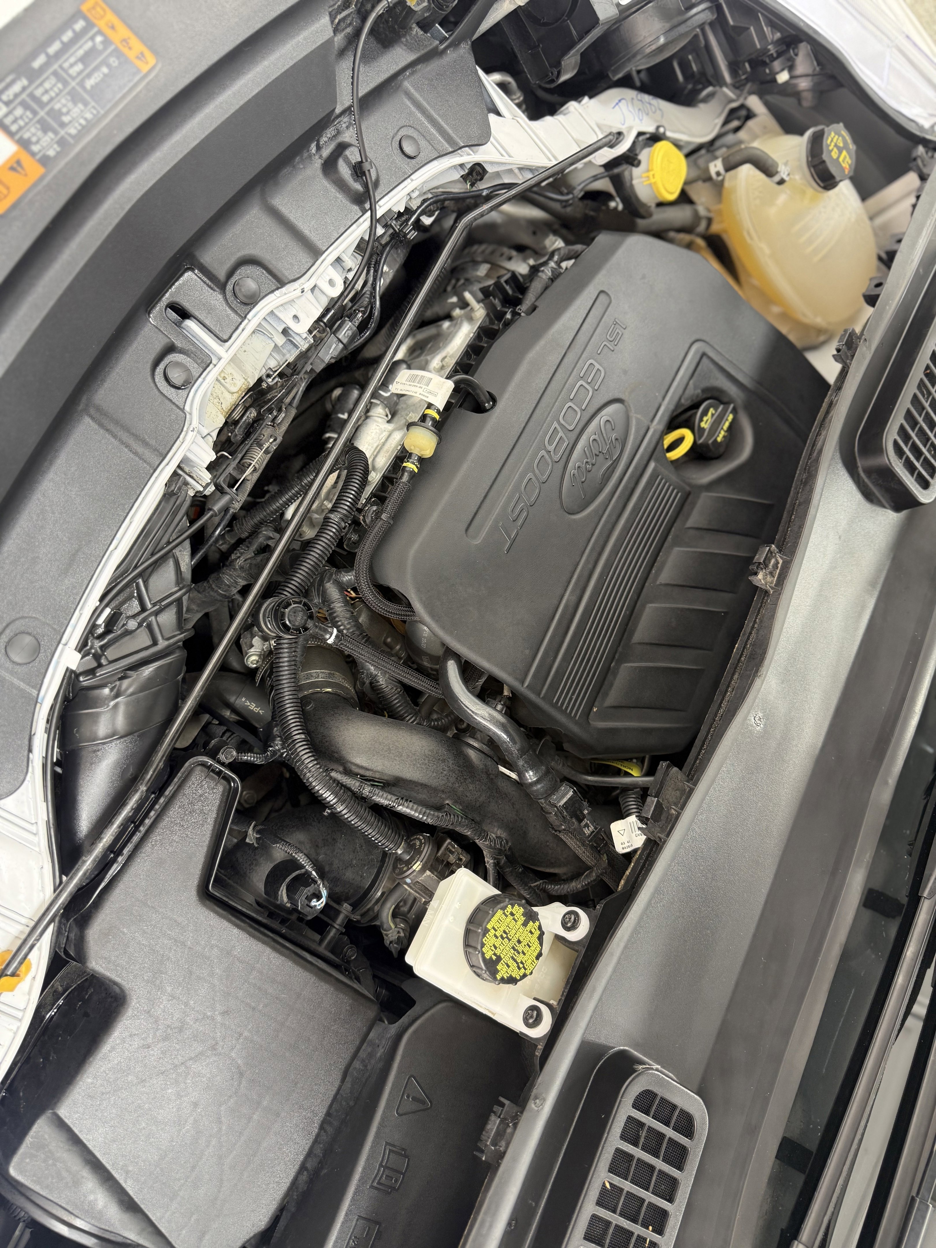 Used 2018 Ford Escape SE w/ SE Sync 3 Package image 28