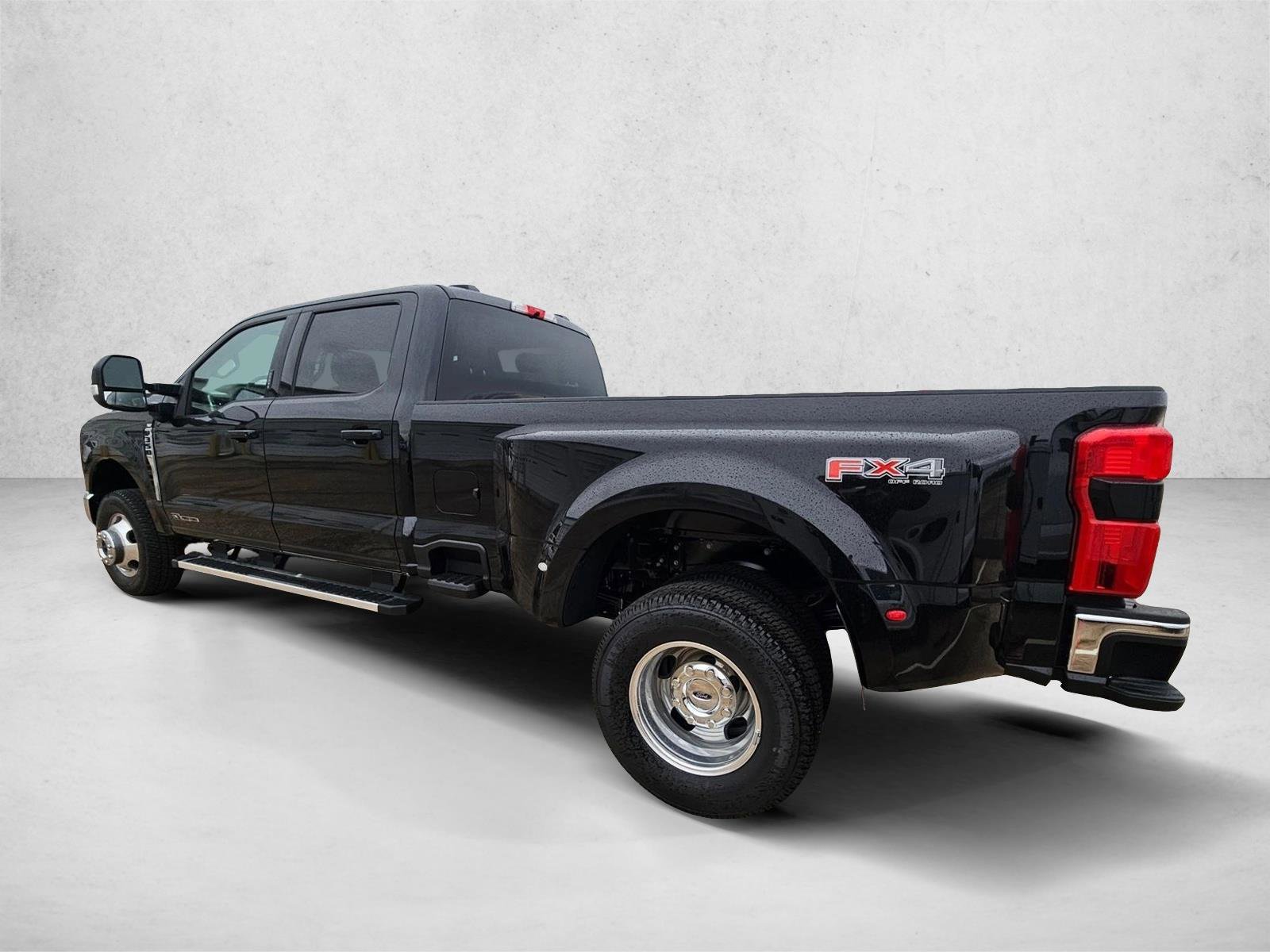 New 2026 Ford F350 XLT AWD/4WD image 9