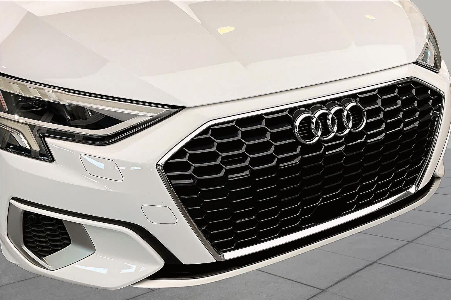 Used 2023 Audi A3 2.0T Premium Plus w/ Premium Plus Package FWD image 31