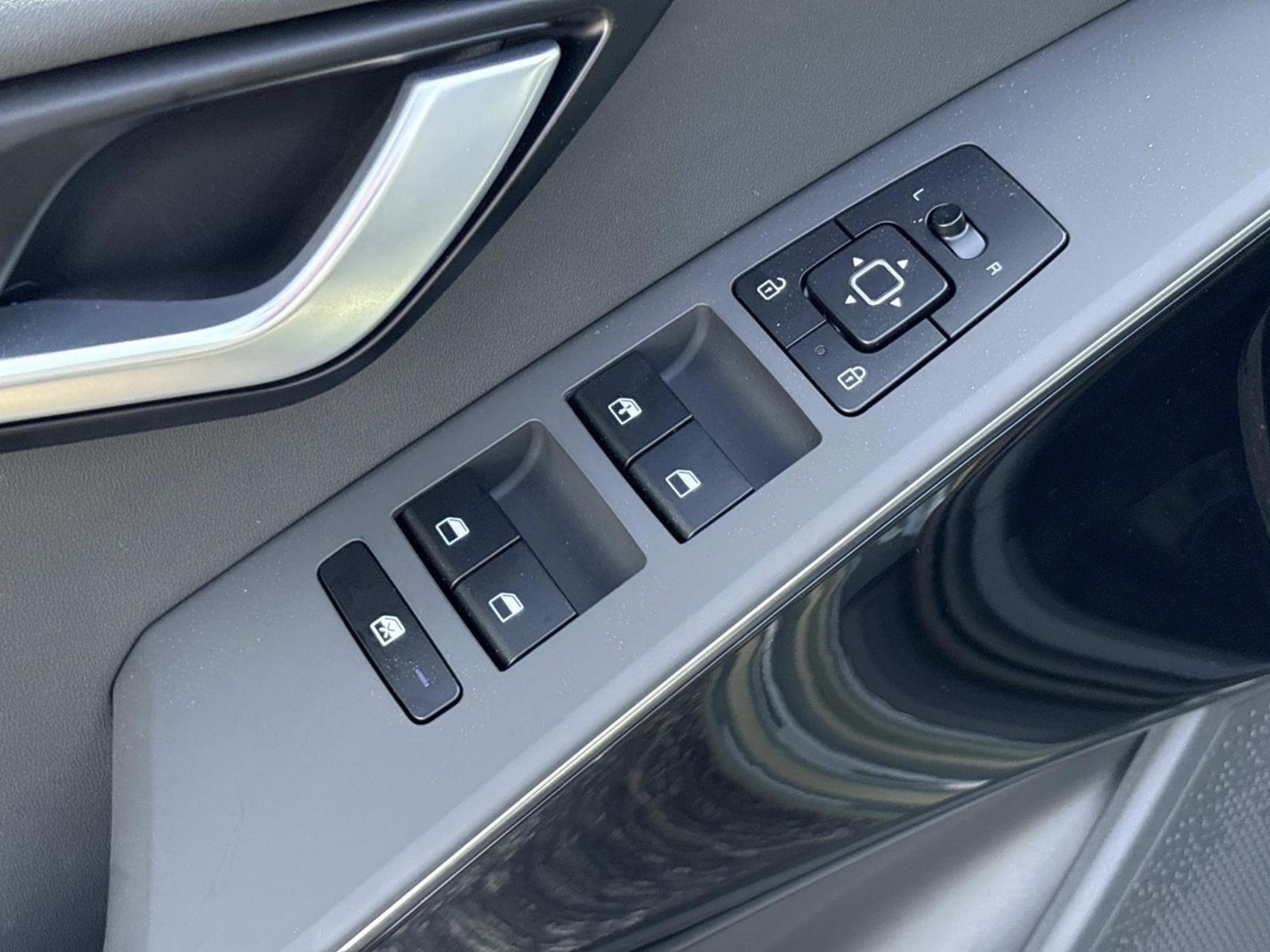 New 2026 Kia Niro EX image 20