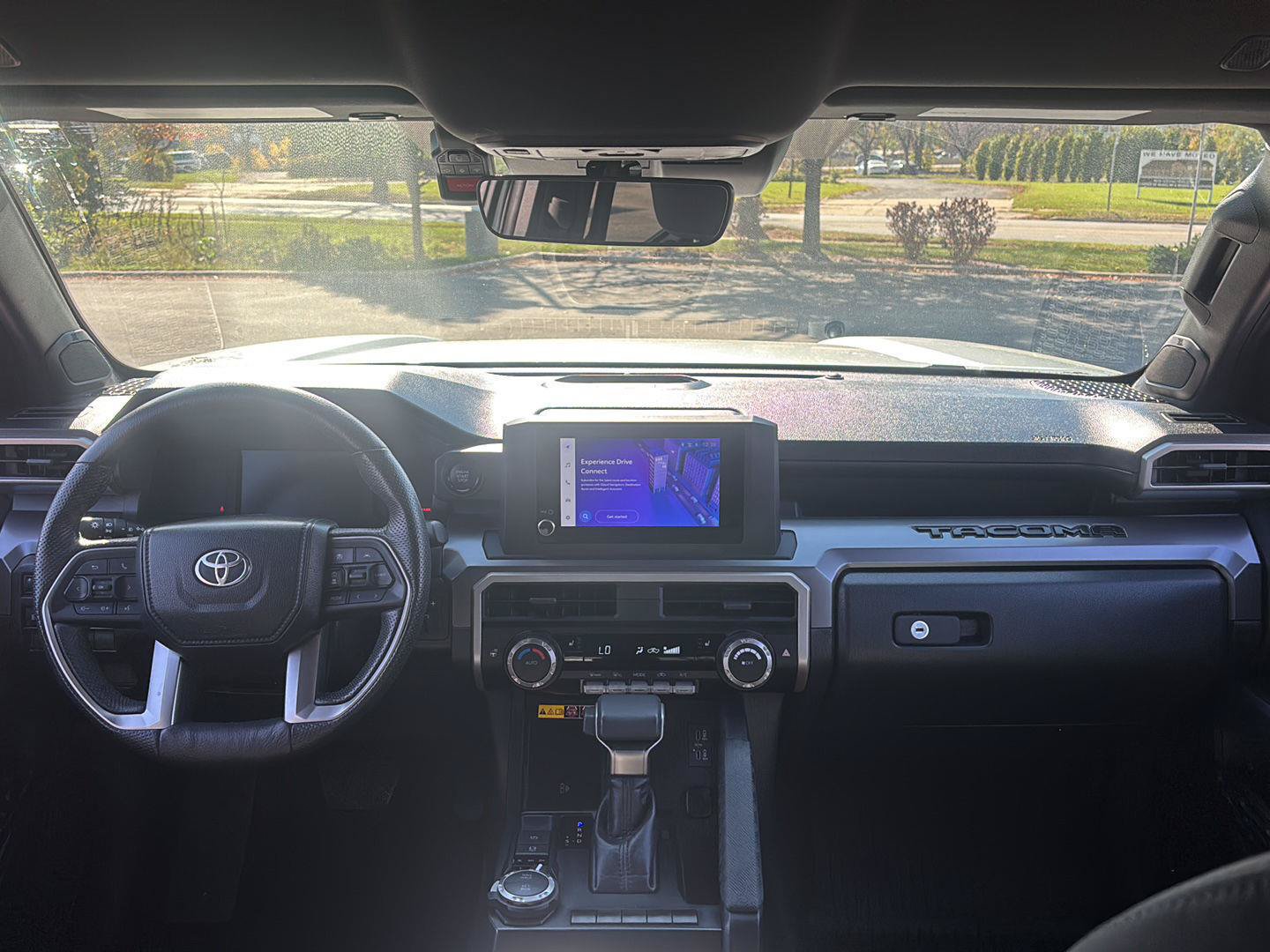 Used 2024 Toyota Tacoma SR5 AWD/4WD image 16