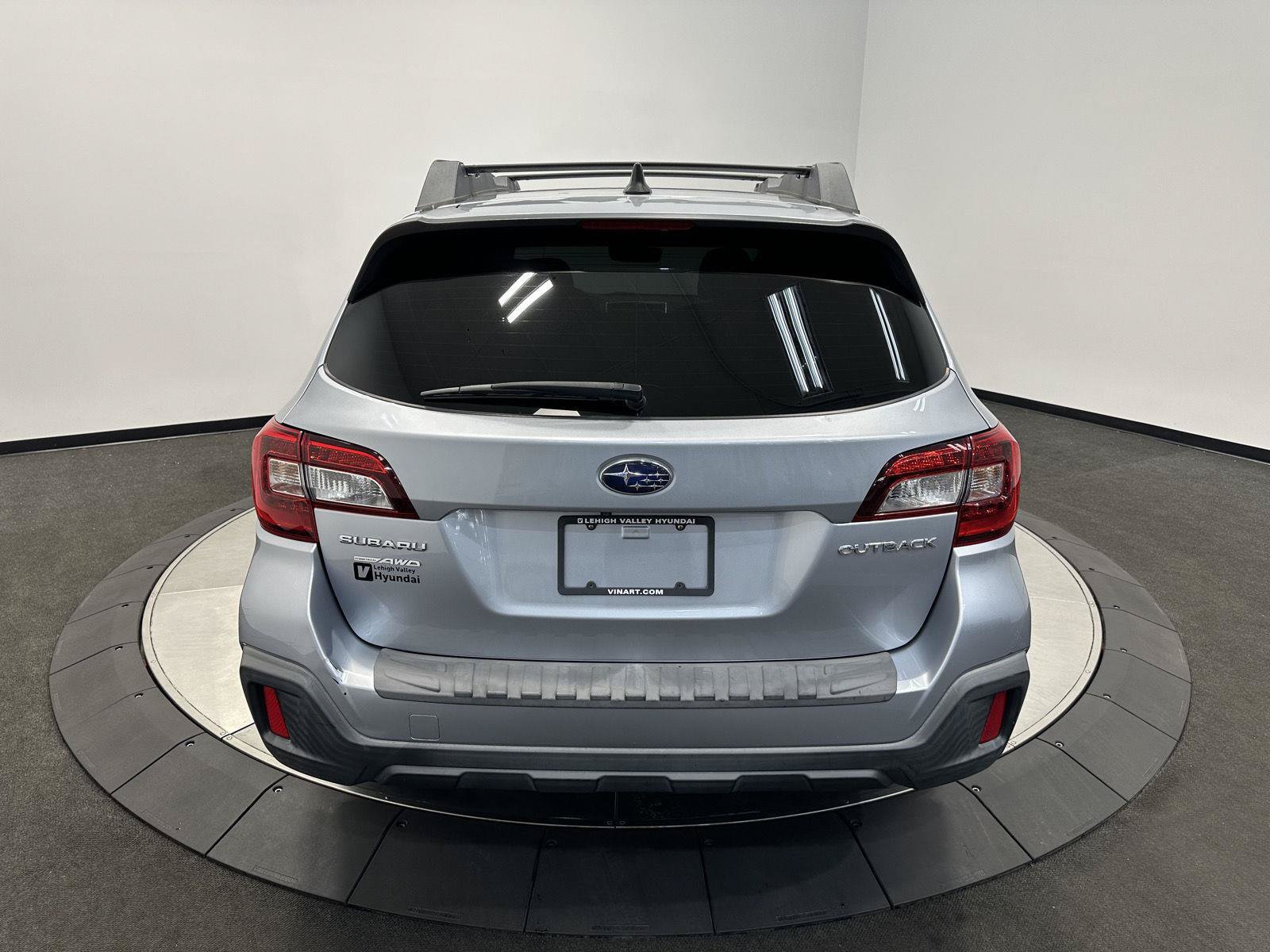 Used 2019 Subaru Outback 2.5i Premium w/ Popular Package #2 AWD/4WD image 6