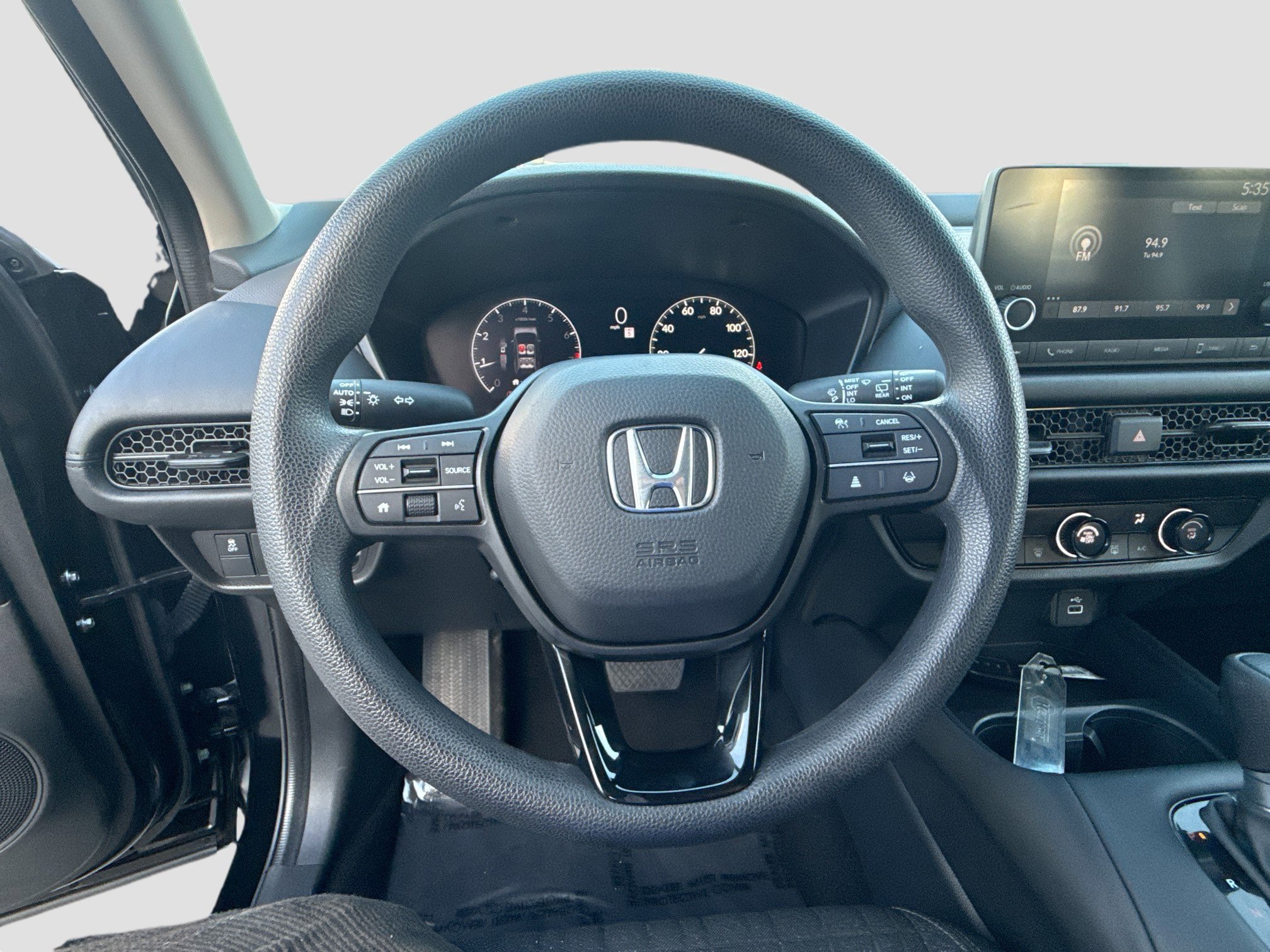 Used 2023 Honda HR-V LX image 10