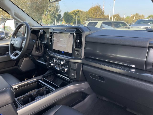 New 2026 Ford F350 Lariat RWD image 32