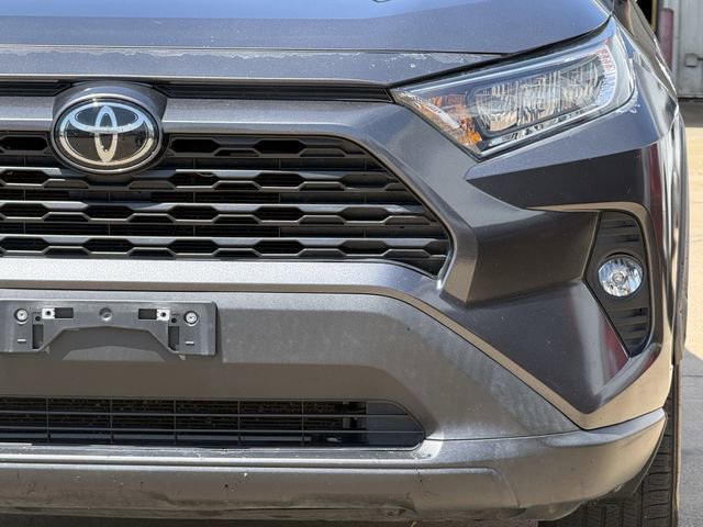 Used 2021 Toyota RAV4 XLE w/ Convenience Package FWD image 9