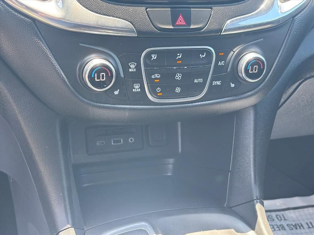 Used 2020 Chevrolet Equinox LT AWD/4WD image 19