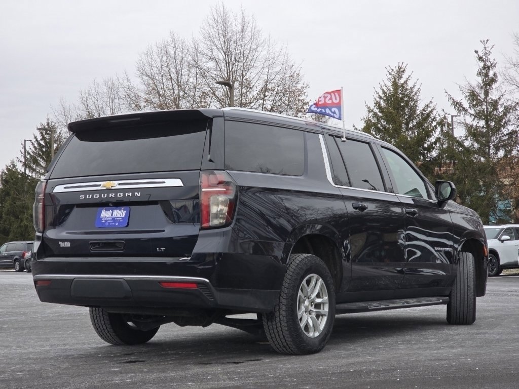 Used 2024 Chevrolet Suburban LT image 14