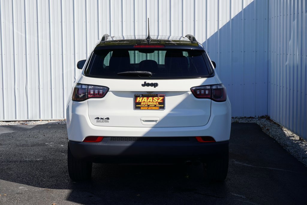 Used 2021 Jeep Compass Latitude w/ Sun and Sound Group image 5