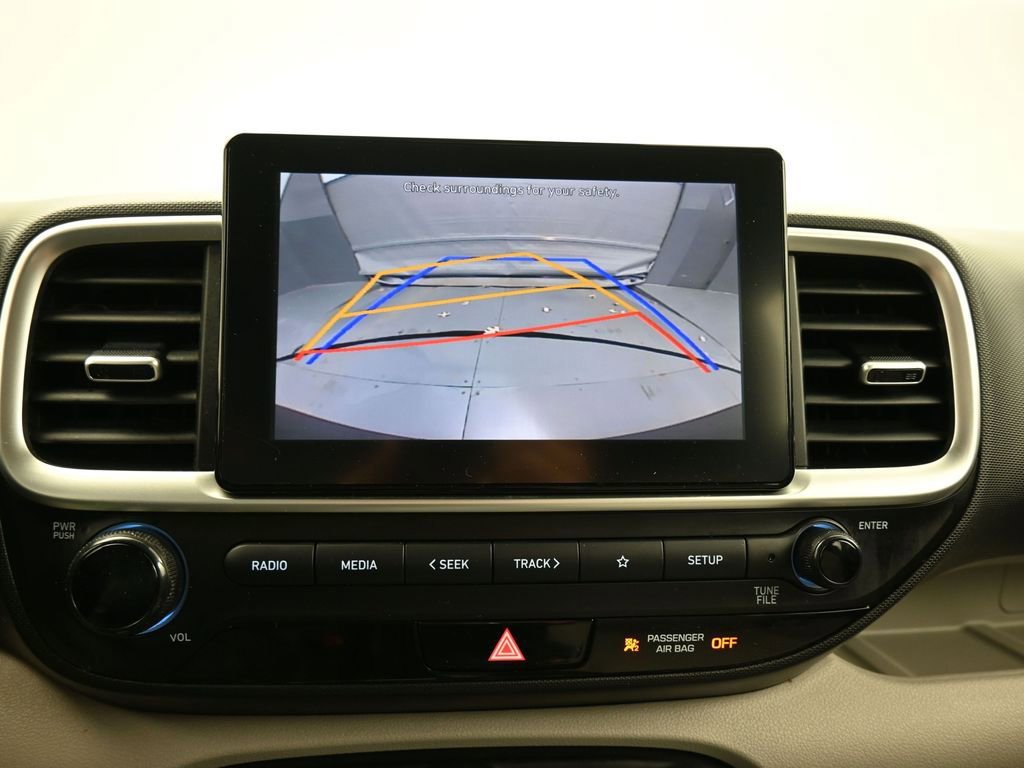 Used 2022 Hyundai Venue SEL image 28