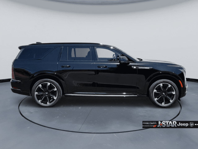 Used 2026 Cadillac Escalade IQL Sport 2 AWD/4WD image 4