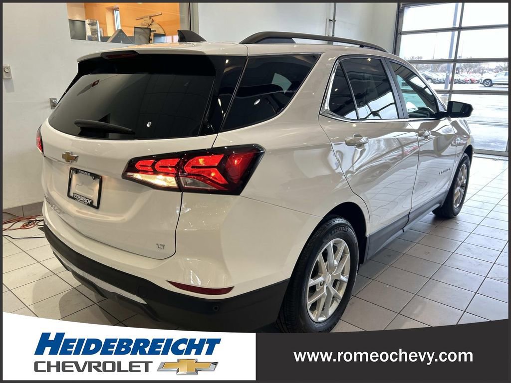 Certified 2024 Chevrolet Equinox LT image 2
