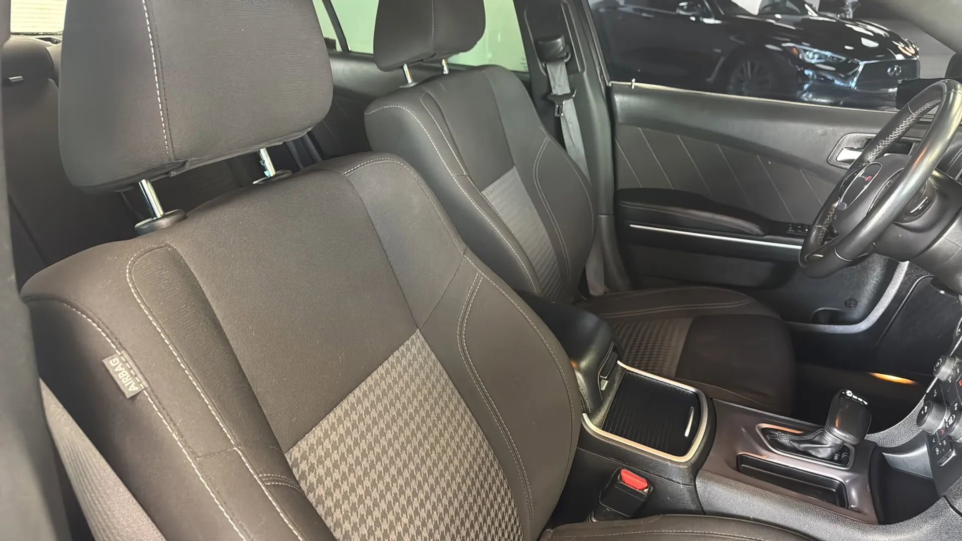 Used 2023 Dodge Charger SXT RWD image 11