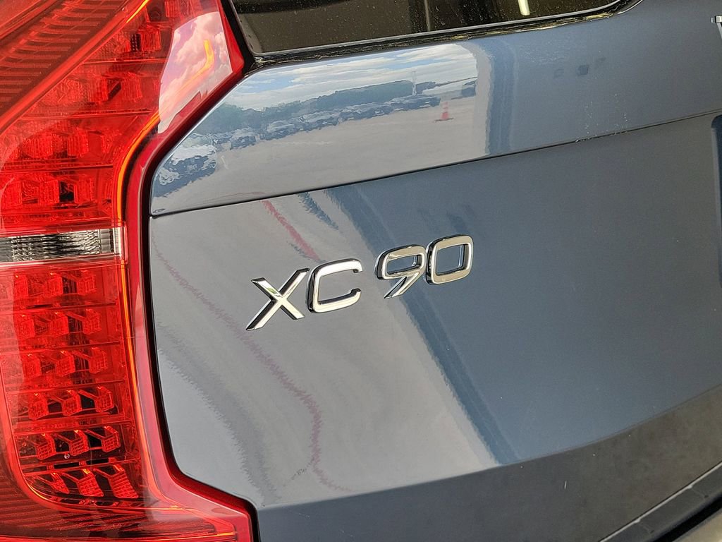 Used 2024 Volvo XC90 T8 Ultimate image 9