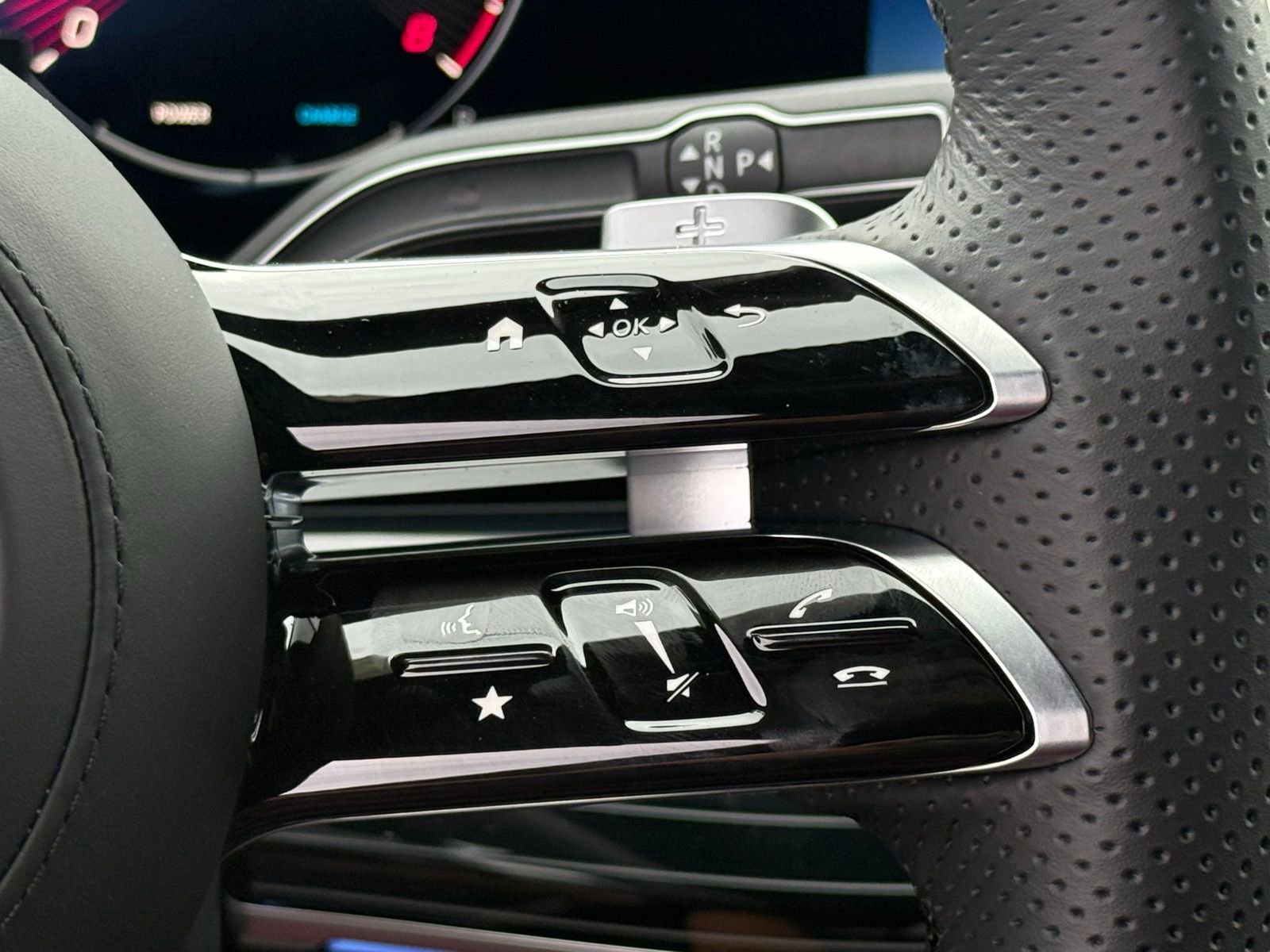 New 2026 Mercedes-Benz GLS 580 4MATIC image 22