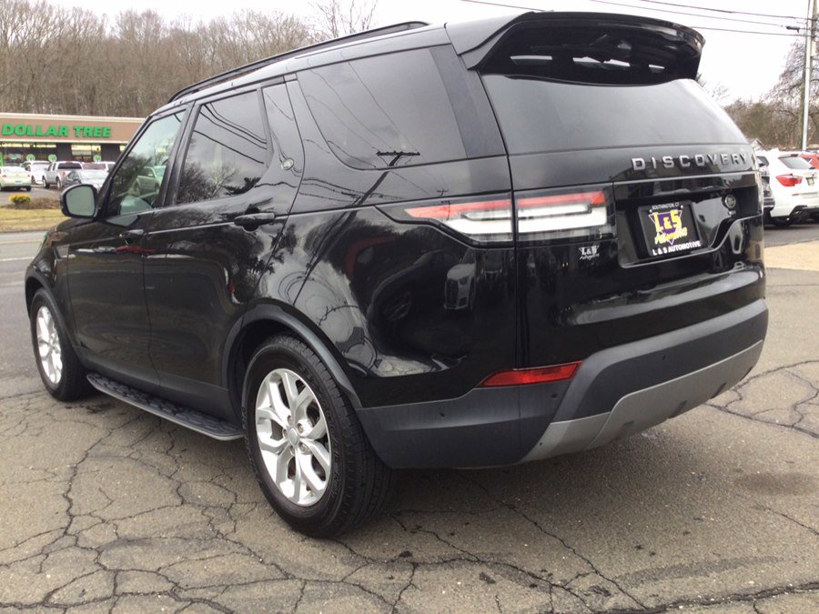 Used 2018 Land Rover Discovery SE image 8