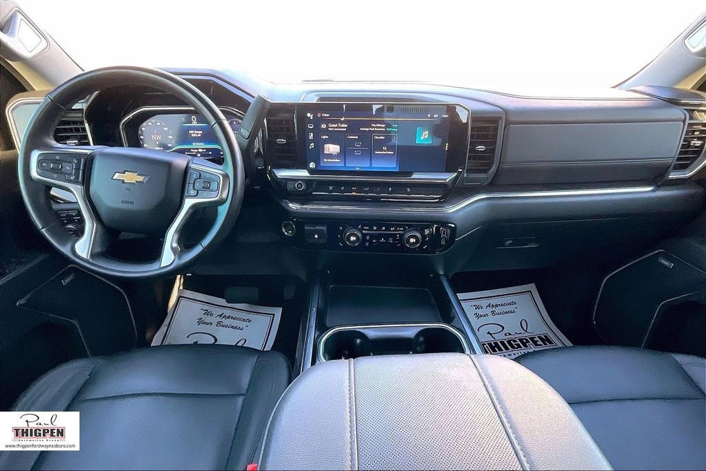 Used 2024 Chevrolet Silverado 2500 LTZ w/ LTZ Convenience Package image 15